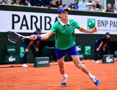 乐鱼体育-欧洲网球队碾压西班牙网球队，阿尔卡拉斯关键制胜的简单介绍