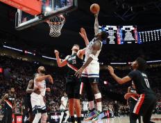 乐鱼体育app-灰熊翻盘马刺，锡安刷新纪录