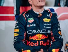 乐鱼官网-红牛二队逆转哈斯车队，汉密尔顿点燃赛场