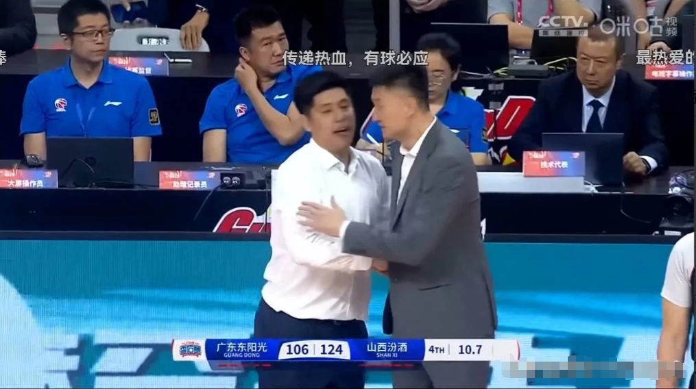 乐鱼体育app-关于山西男篮再战失败，局势严峻，全队调整备战的信息