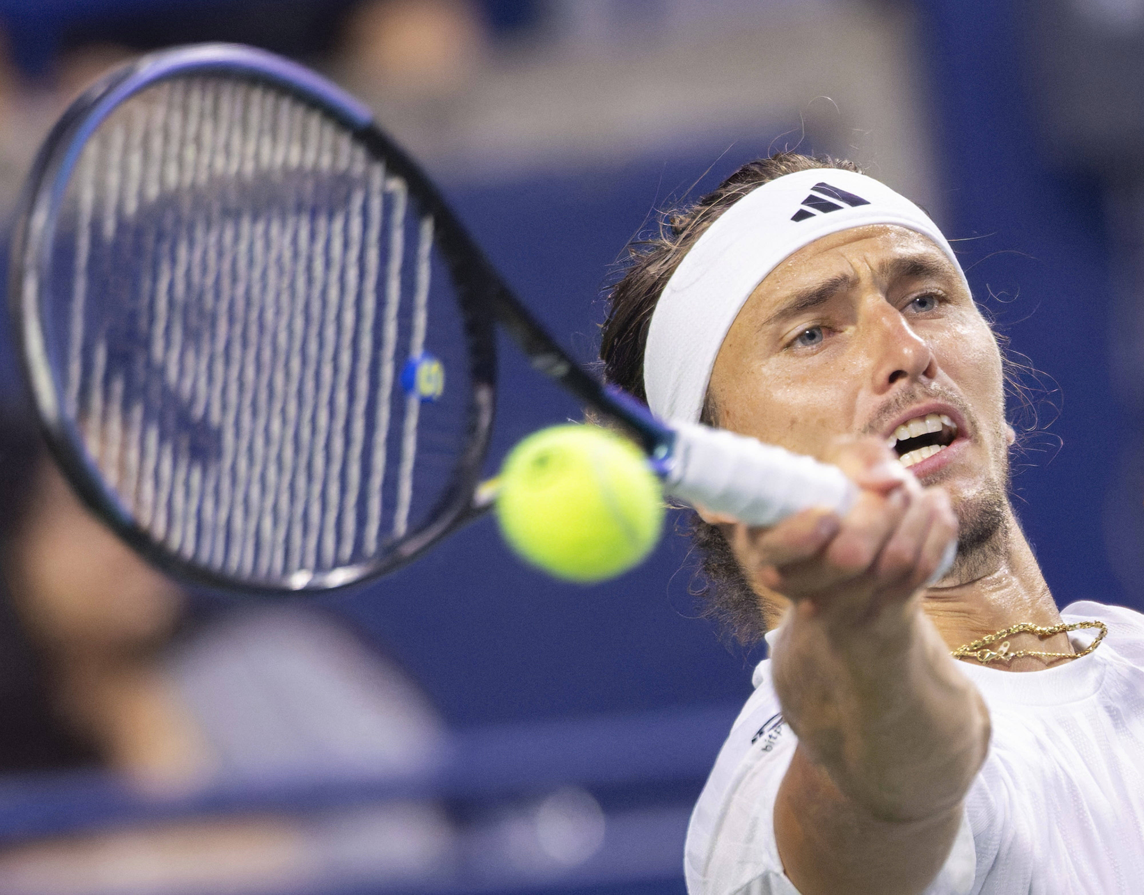 乐鱼体育app-澳大利亚网球队鏖战欧洲网球队，兹维列夫爆发神勇的简单介绍